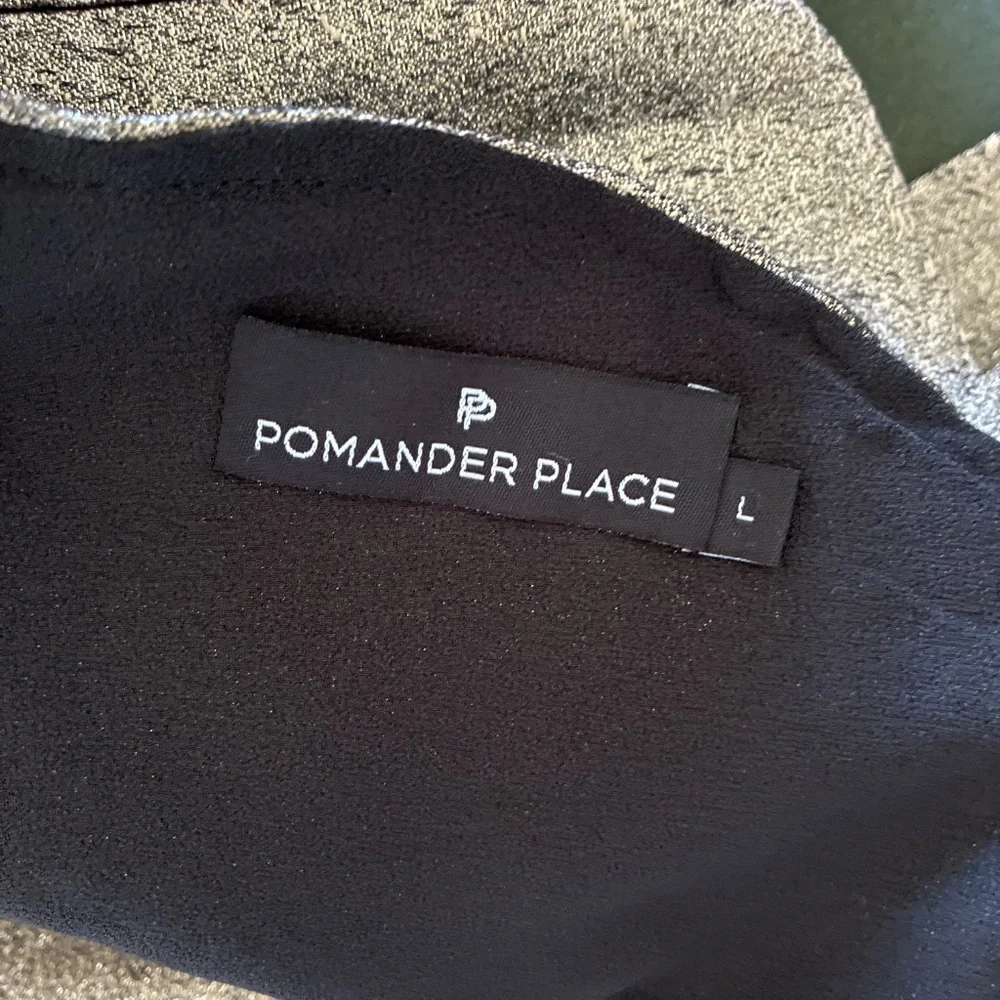 Tuckernuck Pomander Place Gold metallic Mason blouse L - Picture 14 of 15